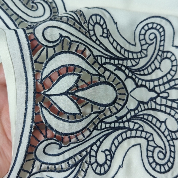 Ann Taylor Blouse - Picture 7 of 7